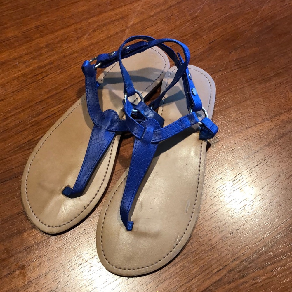 Blue strapped sandals